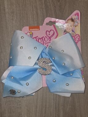 JoJo Siwa Light Blue Pearl Accent Hair Bow by Nickelodeon